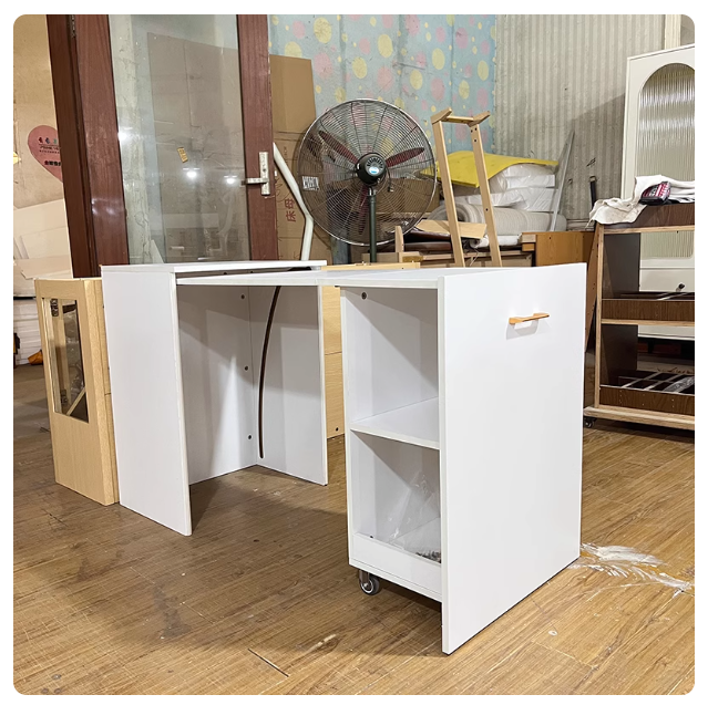 Extendable Dining Table With Mobile Storage — detail view 03